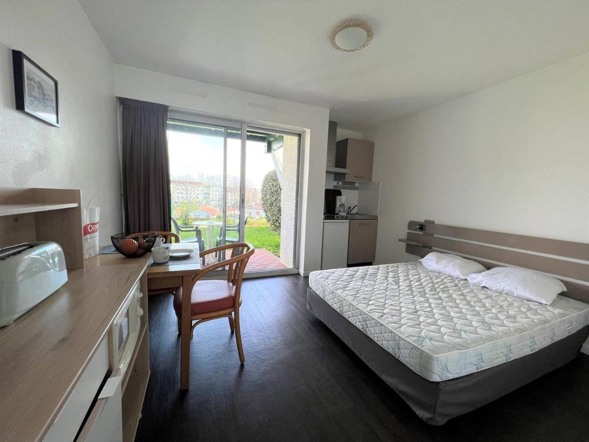 Studio Cosy Avec Terrasse, Parking, Internet - 2 Pers., Proche Thermes Et Centre - Animaux Admis - Fr-1-495-100 Камбо-ле-Бен Екстер'єр фото