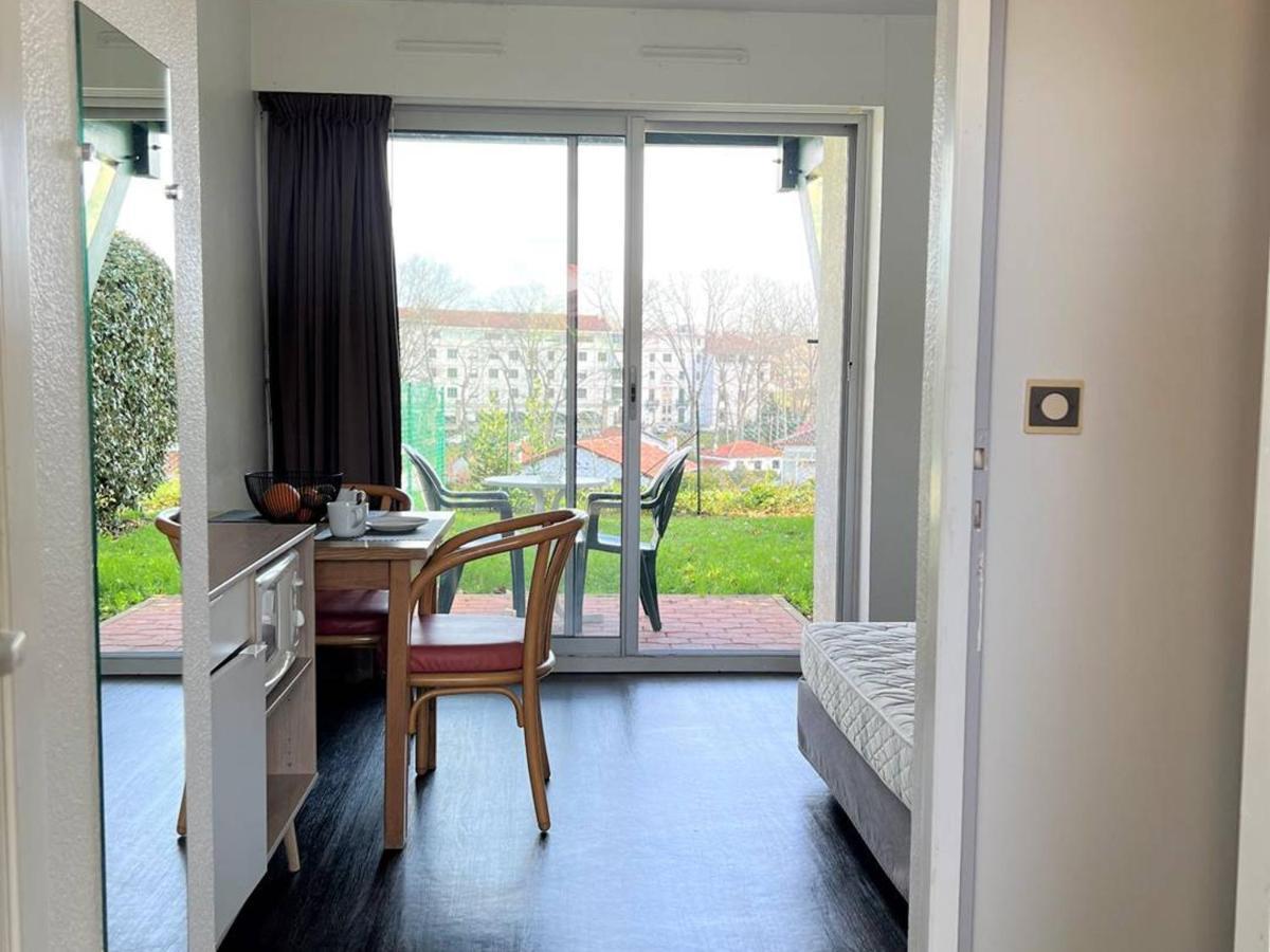 Studio Cosy Avec Terrasse, Parking, Internet - 2 Pers., Proche Thermes Et Centre - Animaux Admis - Fr-1-495-100 Камбо-ле-Бен Екстер'єр фото