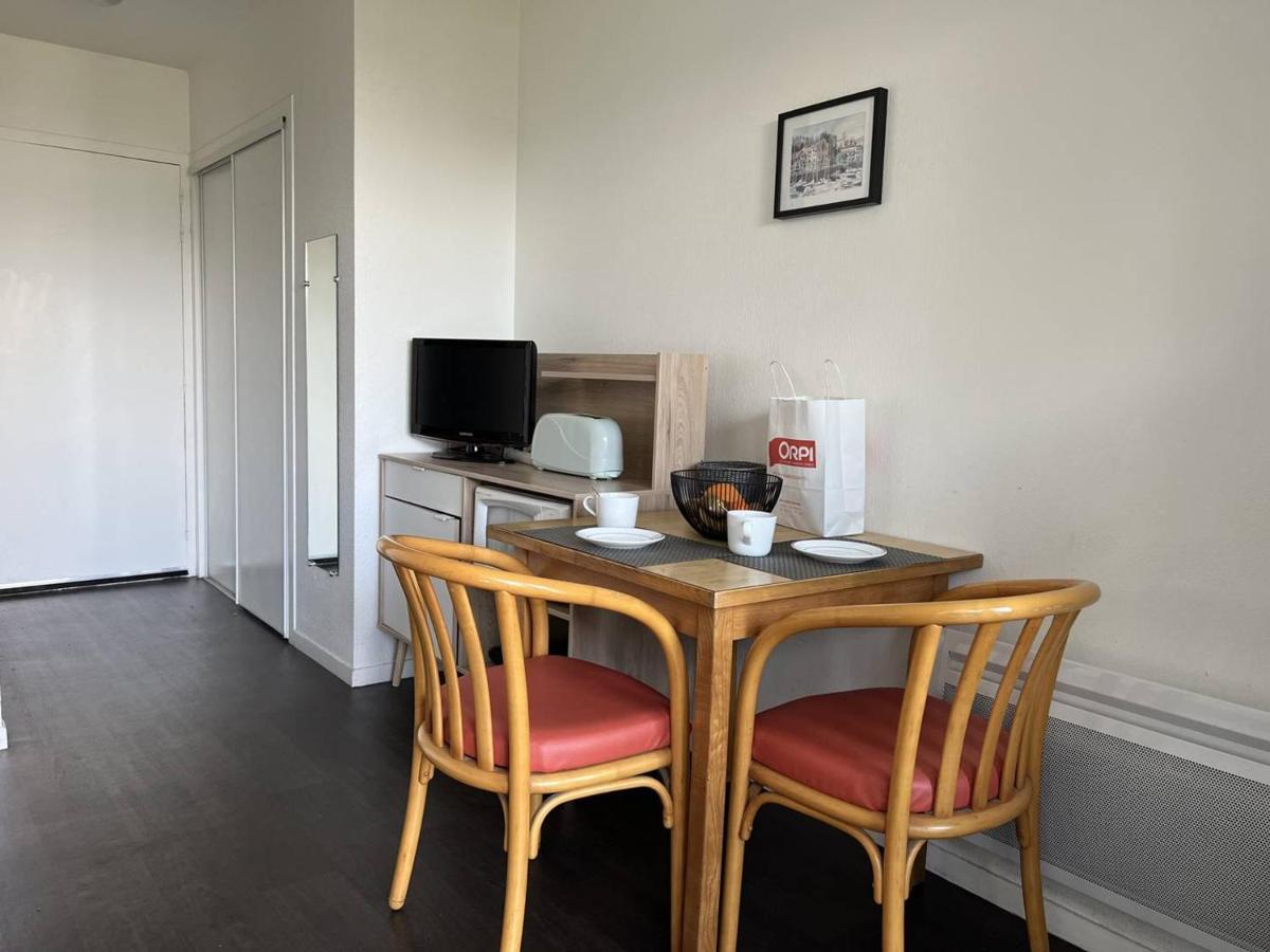Studio Cosy Avec Terrasse, Parking, Internet - 2 Pers., Proche Thermes Et Centre - Animaux Admis - Fr-1-495-100 Камбо-ле-Бен Екстер'єр фото
